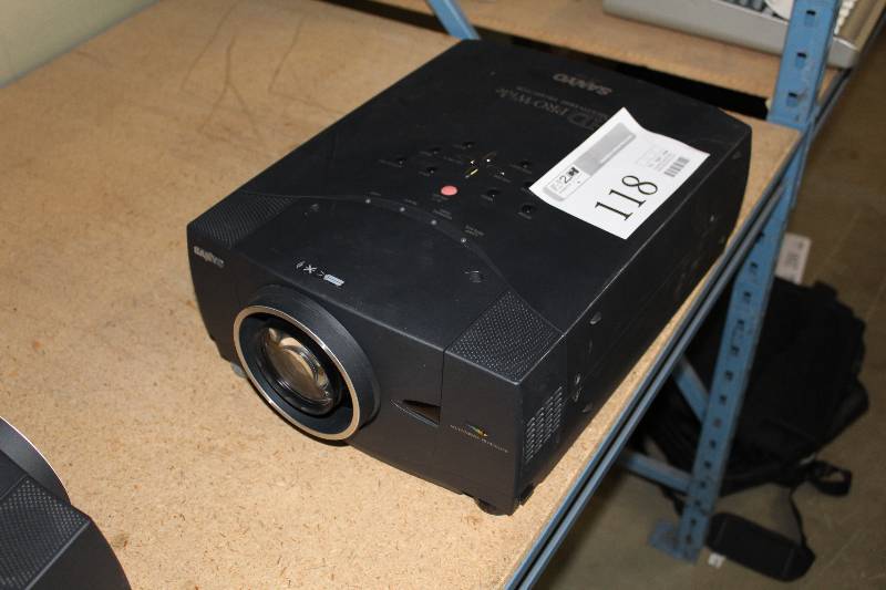 lot 118 image: Sanyo HD Pro Wide Multiverse Projector