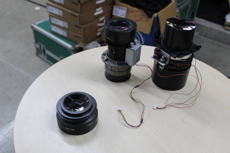 lot 89 image: Lot of (3) Lenses
