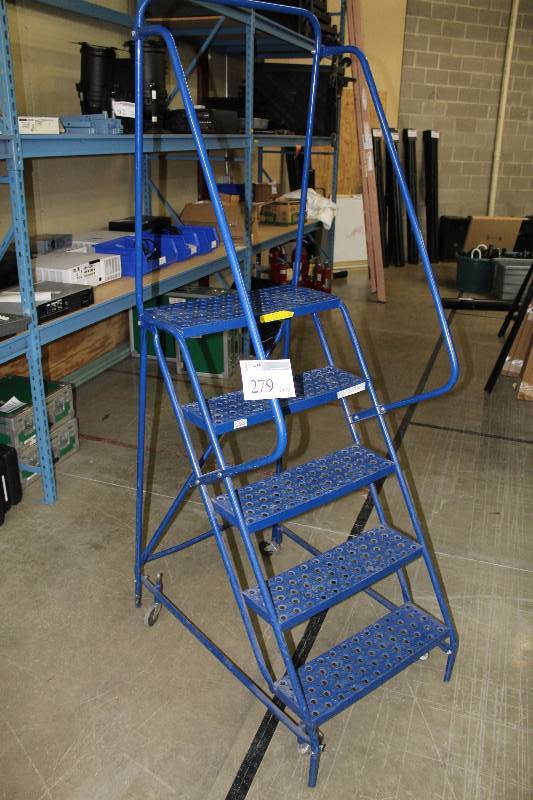 lot 279 image: Rolling Metal Stair Ladder