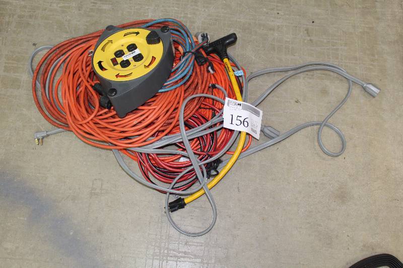 lot 156 image: Extension Cords, Powered Cord Reel