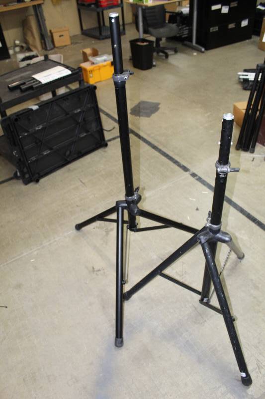 lot 145 image: Lot of (2) Speaker Stands