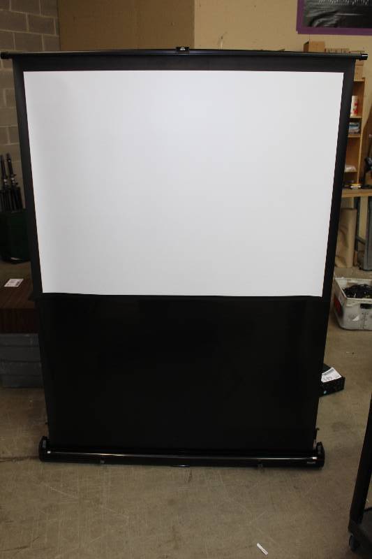 lot 174 image: Da-Lite Fold-up Projector Screen