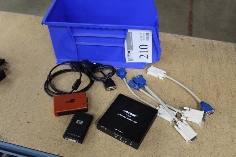 lot 210 image: HP USB Graphics Adapter, TVOneTask HDMI Test Generator, Scexterme 2, Cables