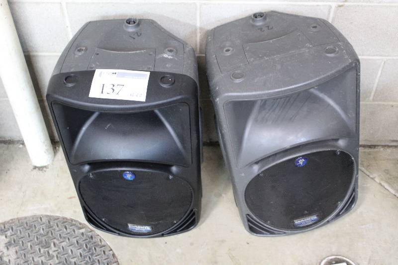 lot 137 image: Lot of (2) Mackie SRM450 Active Sound Reinforcement Monitor Systems