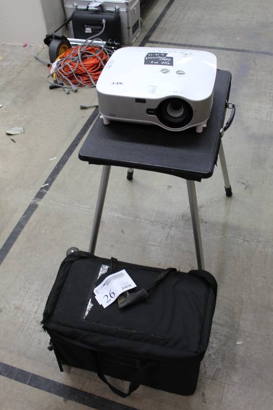 lot 26 image: NEC NP3150 Projector w Pull Case