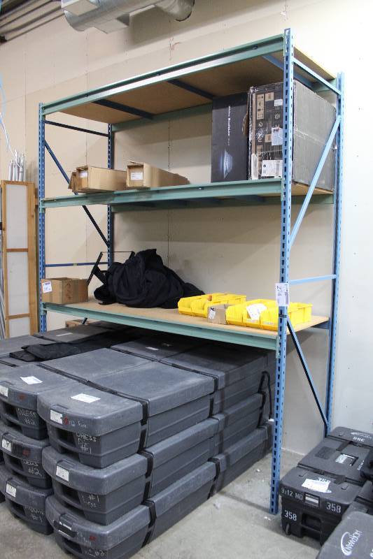 lot 274 image: Pallet Racking - 2) Uprights, 6) Cross Bars, 3) Wood