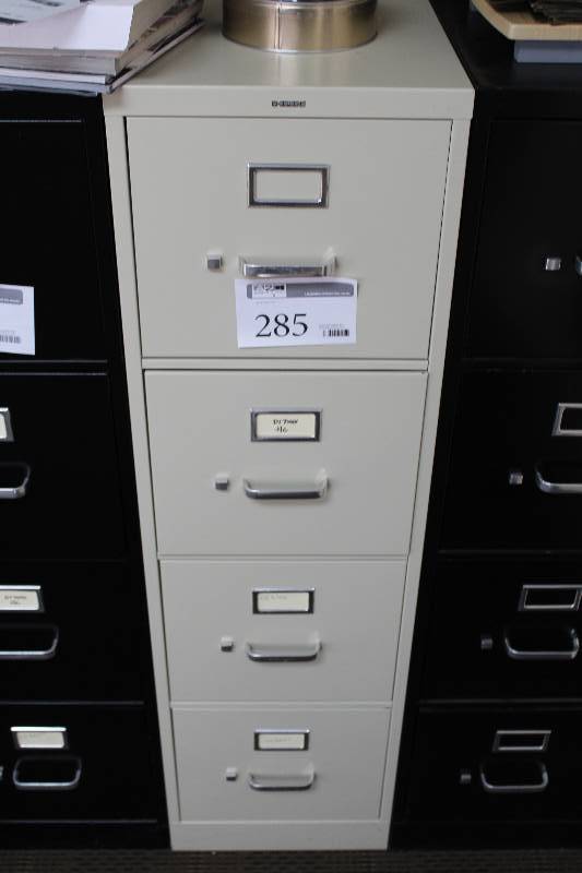 lot 285 image: 4-Drawer Metal File Cabinet