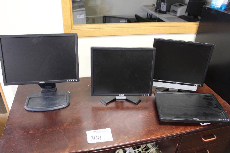 lot 300 image: Lot of (4) Computer Monitors - Dell