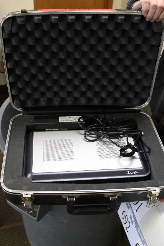 lot 689 image: LifeSize Room 200 w Hard Case