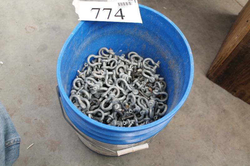 lot 774 image: Bucket Lot of Ring Hooks