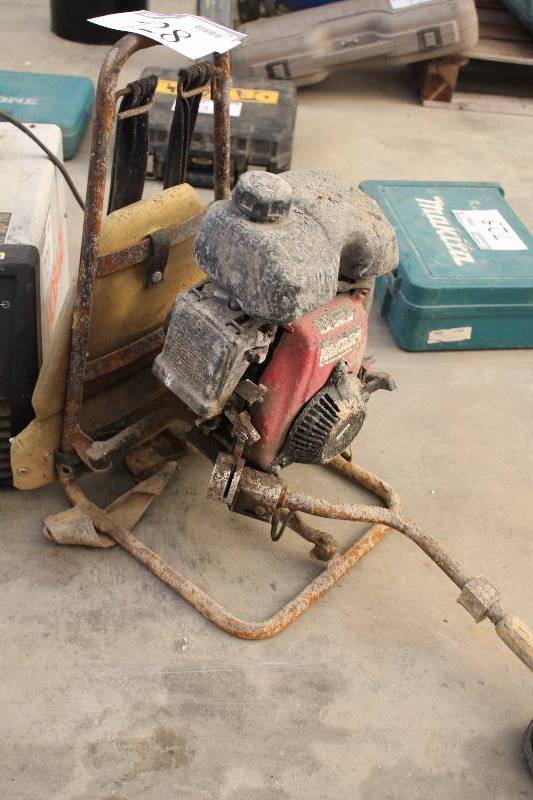 lot 728 image: Oztec Concrete Vibrator