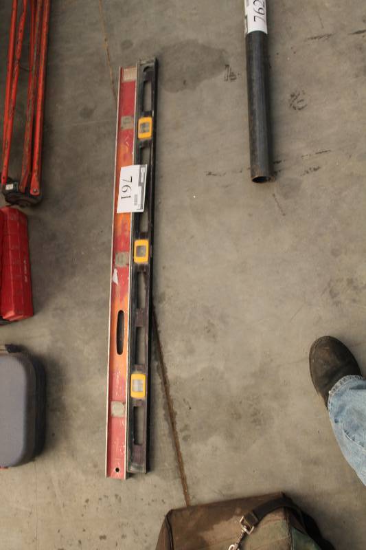 lot 761 image: Lot of (2) Levels
