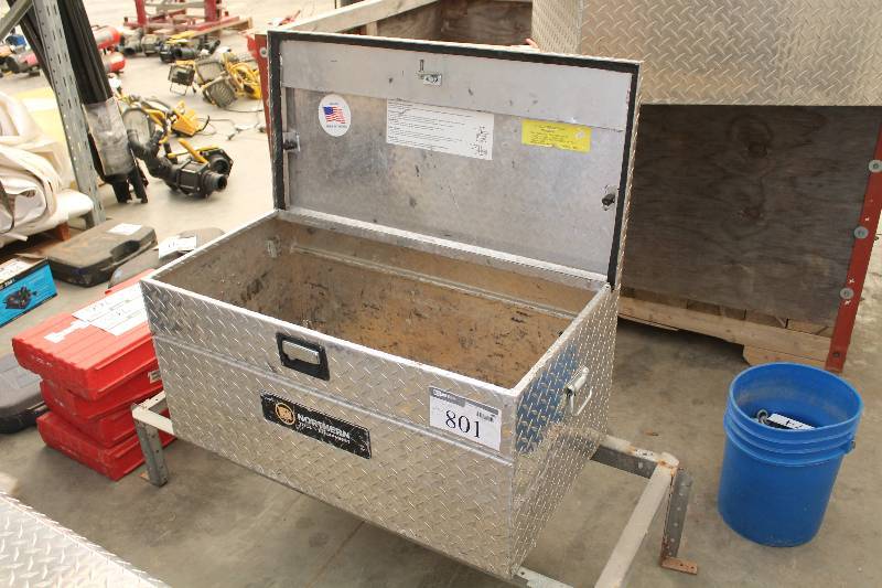 lot 801 image: Northern Tool Truck Bed Tool Box
