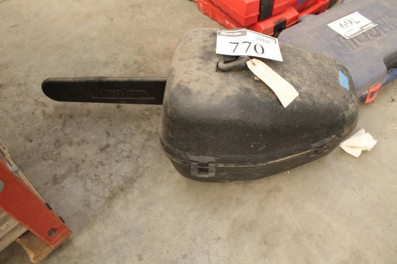 lot 770 image: Poulon Wild Thing Chain Saw w Case