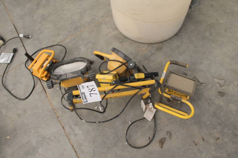 lot 787 image: Shop Work Lights