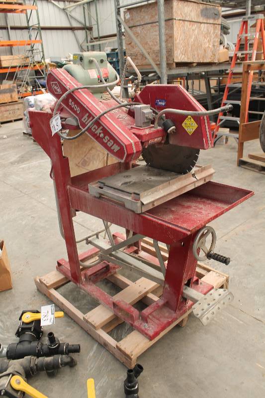 lot 715 image: MK 5000 Series Block Saw