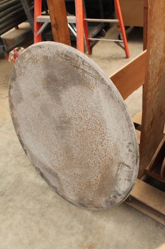 lot 821 image: 43.5in. Trowel Pans