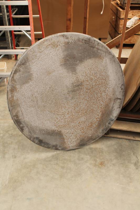 lot 824 image: 43.5in. Trowel Pans