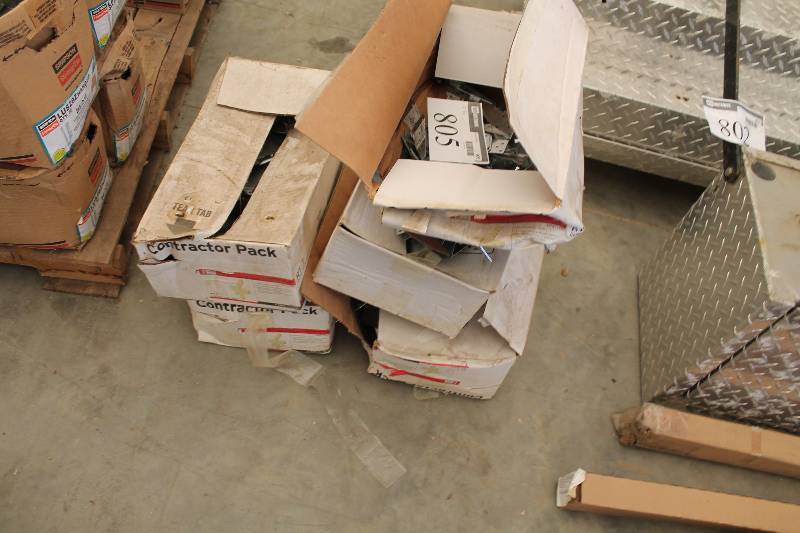 lot 805 image: Lot of (5) Boxes of USP Rafter Ties