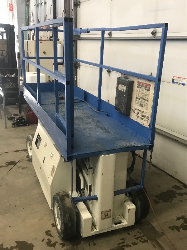 Simon Scissor Lift
