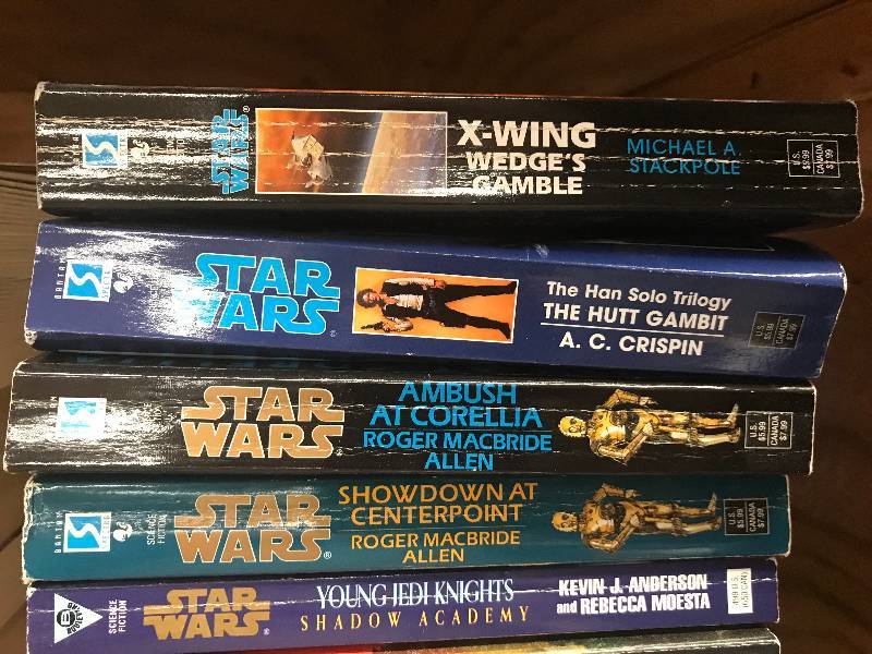 lot 419 image: LOT OF STAR WARS PAPERBACK BOOKS