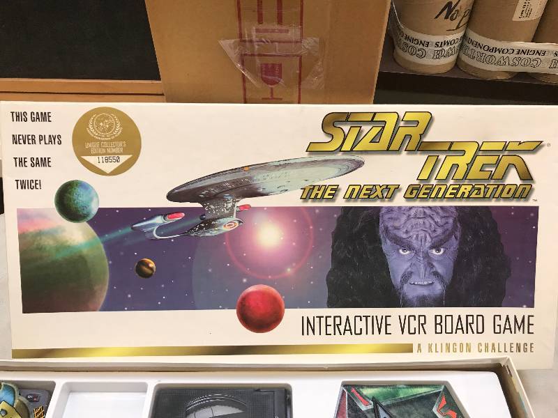 lot 425 image: STAR TREK INTERACTIVE GAME