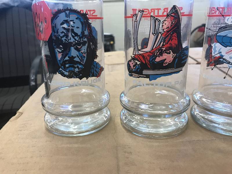 lot 436 image: STAR TREK GLASSES