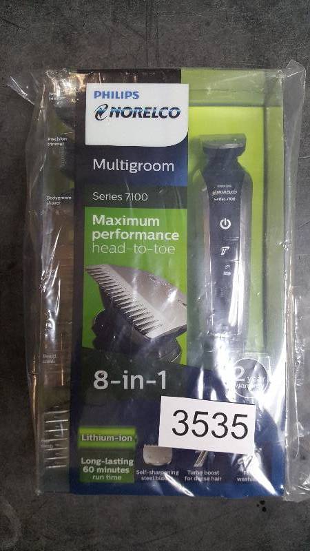 lot 3535 image: Norelco Multigroom 7100
