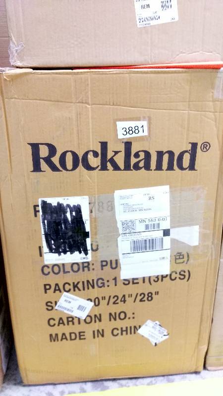 lot 3881 image: Rockland 3-pc. Sonic Luggage Set