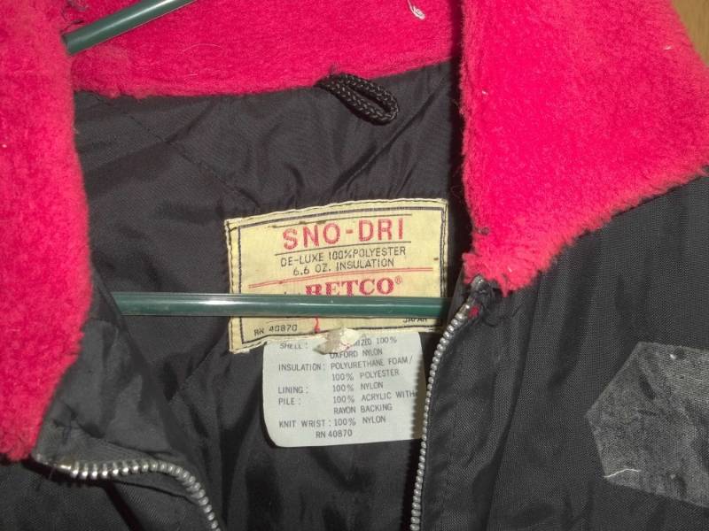 lot 5 image: Snowmobile Suit Size Small