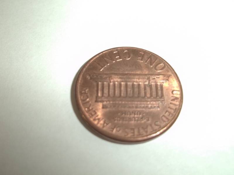 lot 17 image: Minting error Penny it is hollow