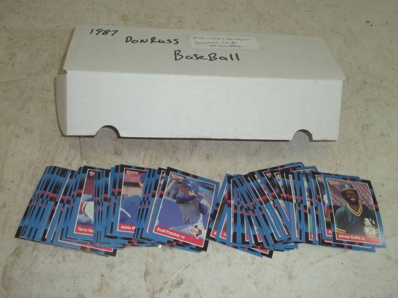 lot 23 image: 549 - 1987 Donruss Baseball Cards No Doubles