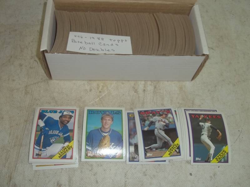 lot 27 image: 446 - 1988 TOPPS Baseball Cards No Doubles