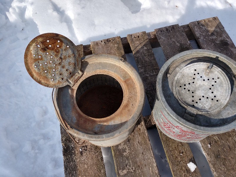 lot 36 image: Minnow Buckets (2)