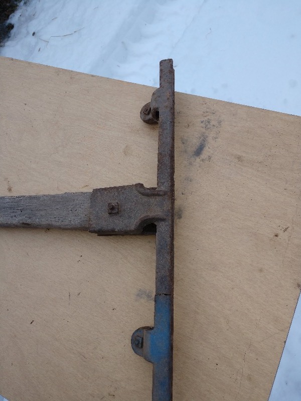 lot 65 image: Antique Wood Clamp for Woodworking 