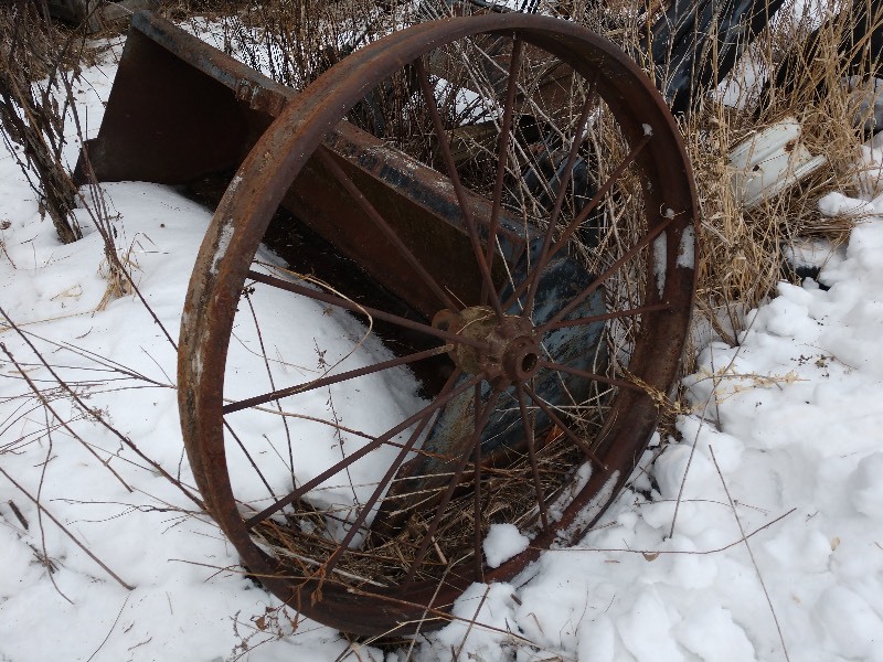 lot 69 image: Wagon Wheel