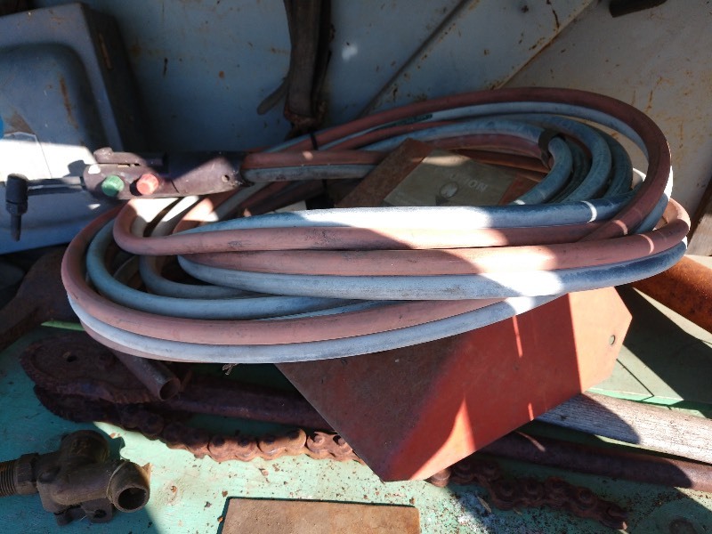 lot 85 image: White Bucket, Copper, Fabric Belts, Cables, Roller Chain and Industrial Salvage