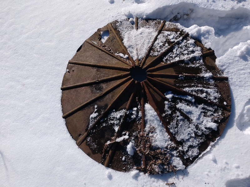lot 89 image: Galvanized Grain Silo Top Roof (Brownish)