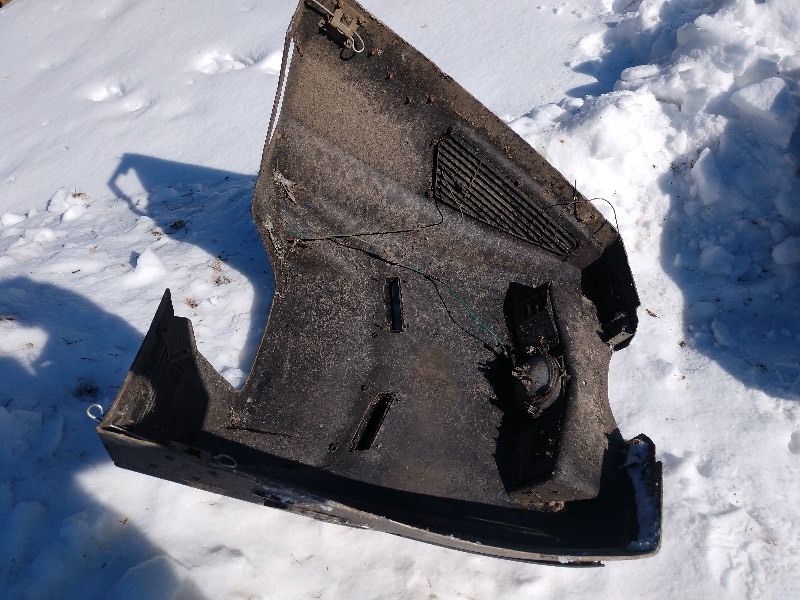 lot 100 image: Arctic Cat Cheetah 340 Snowmobile Hood (Grey, Lime Green, Purple)