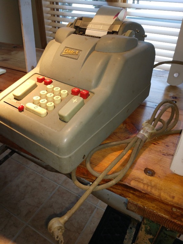 lot 122 image: Addo-X Adding Machine