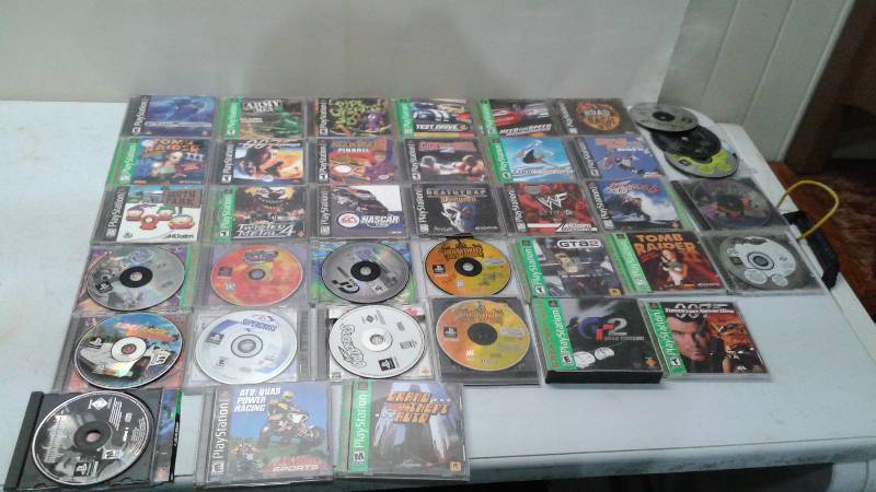 Lot Of Over 30 PlayStation1 PS1 Video Games, Used, Different Conditions, Some Good, Some Scratched, Some With Cases And Art