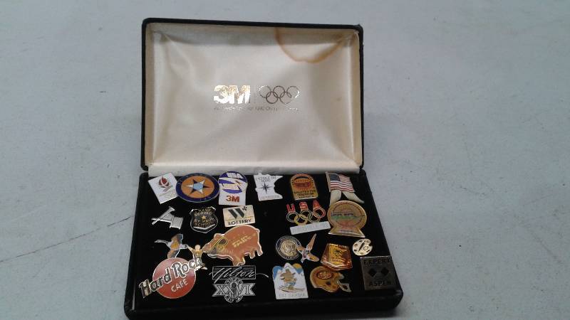 Lot Of Vintage Hat Pins