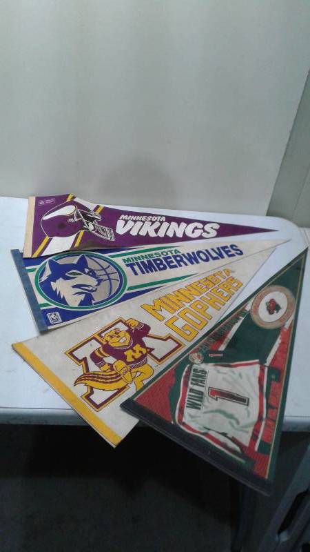 Lot Of Minnesota Sports Pennants, Used, Some Wear, Vikings Has A Crease�
