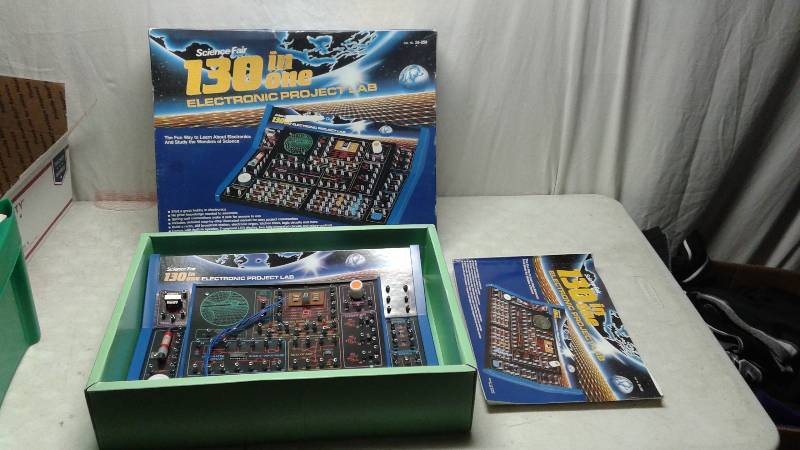 Science Fair 130 in 1 Electronic Project Lab, used, Untested