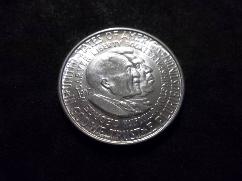 1952 WashingtonCarver Silver Half Dollar Comemmorative