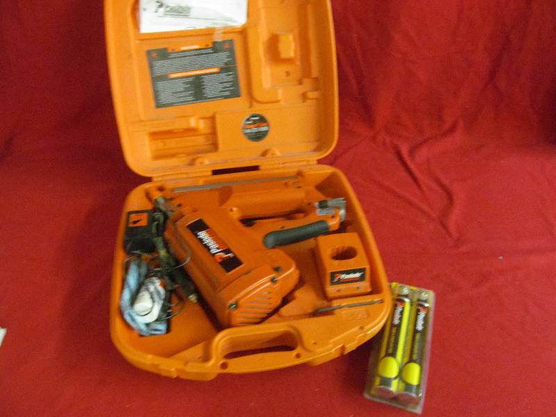 lot 6 image: Paslode cordless framing nailer