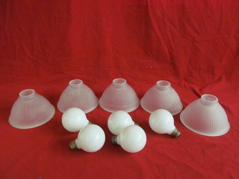 lot 8 image: Frosted glass lamp shades