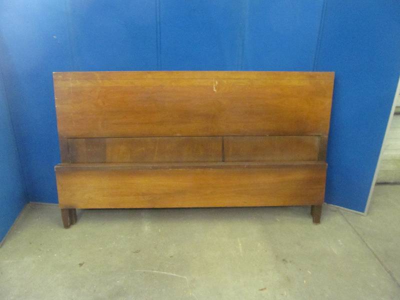 lot 116 image: head board , foot board