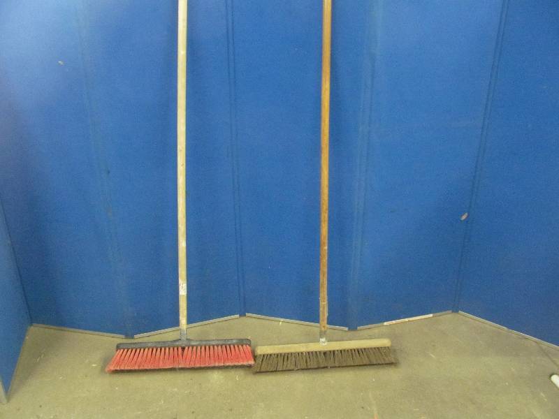 lot 122 image: brooms