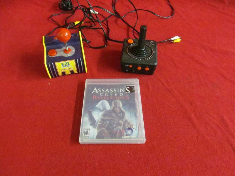lot 165 image: gaming controls,Atari,Namco ,Game